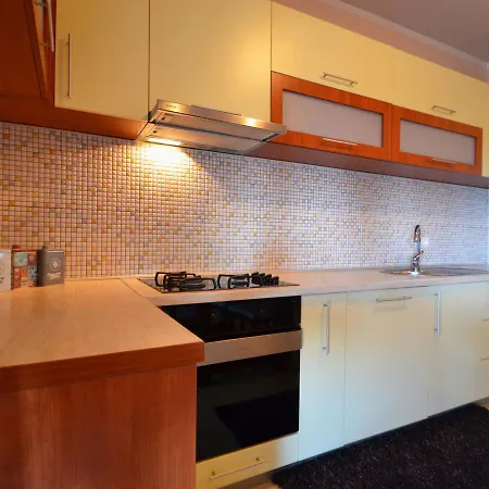 Apartment Sanja *